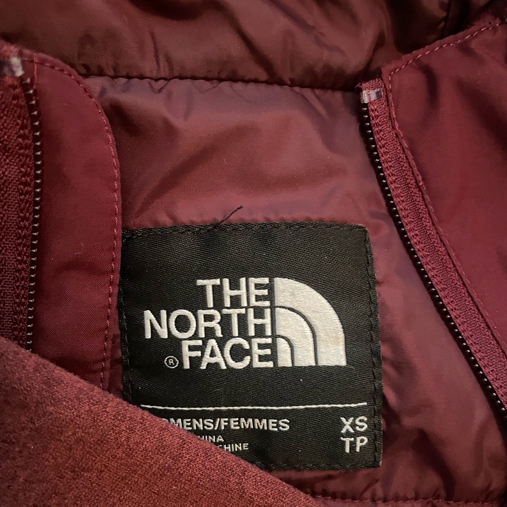North face jacket - Picture 3 of 6